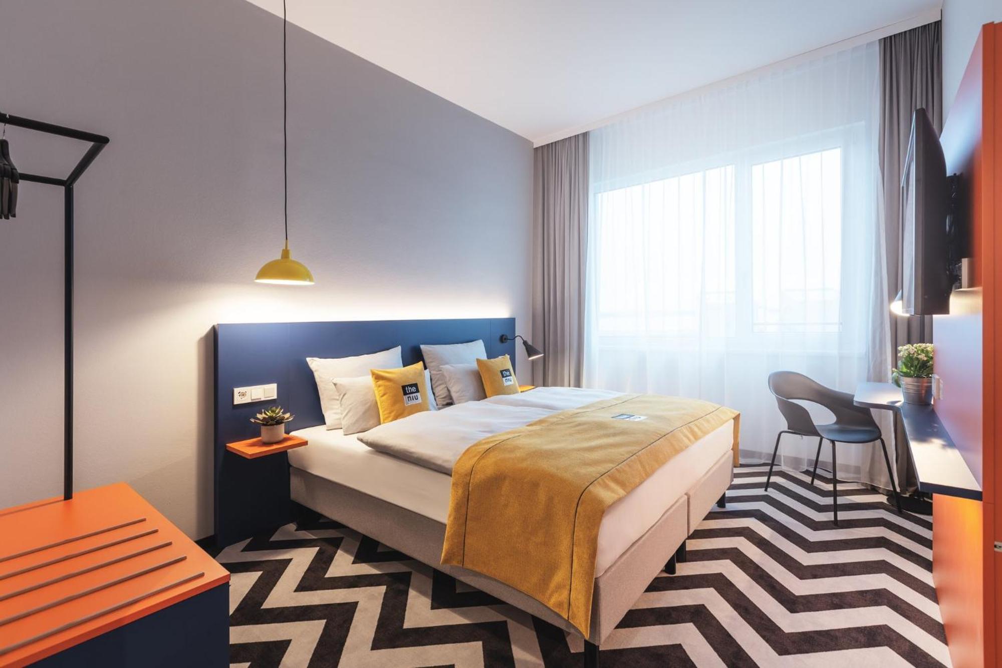 - The Niu, Form Feuerbach By Ihg Hotel Stuttgart