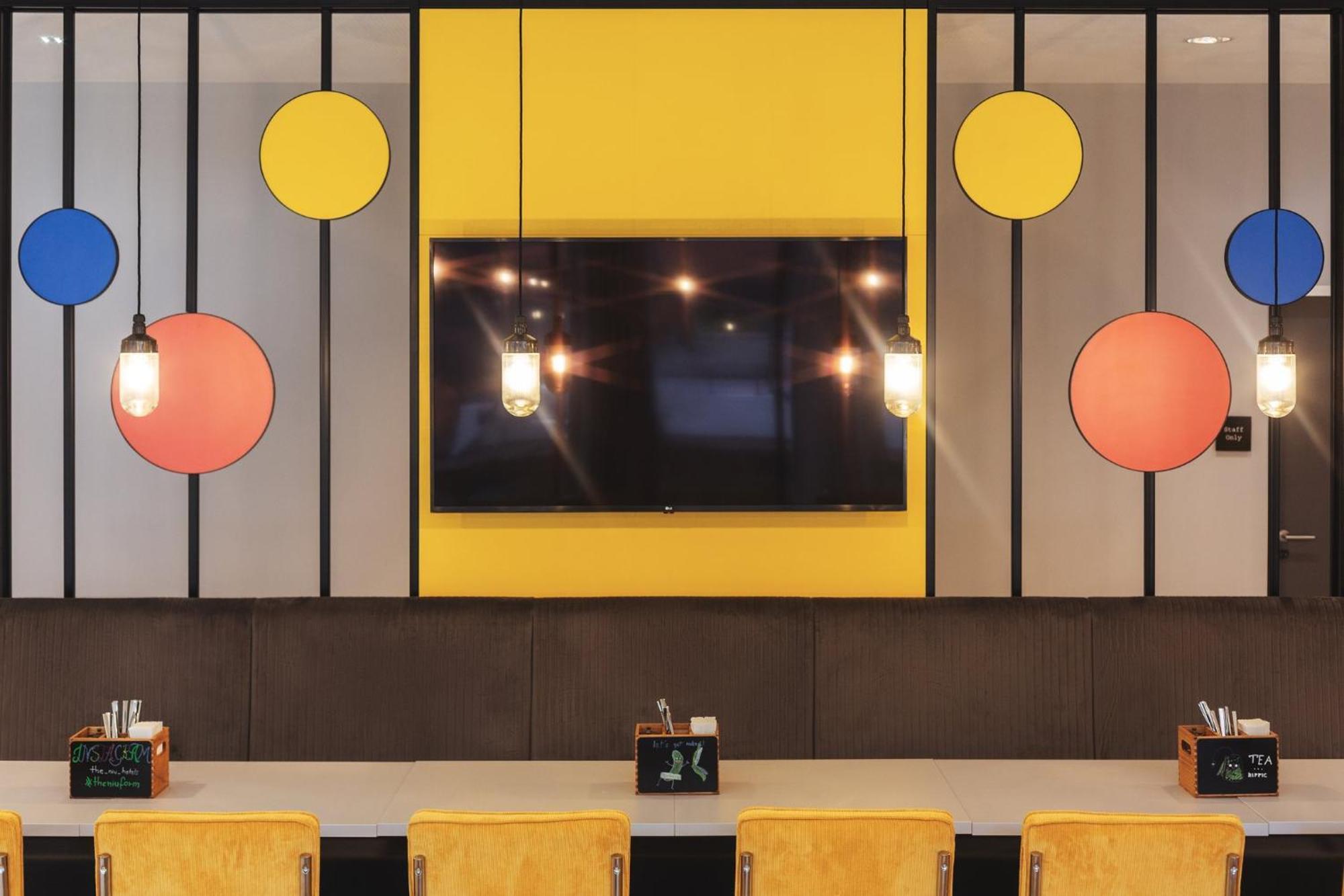 - The Niu, Form Feuerbach By Ihg Stuttgart