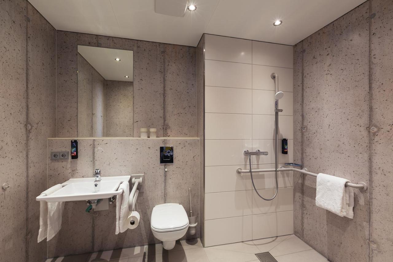 - The Niu, Form Feuerbach By Ihg Stuttgart